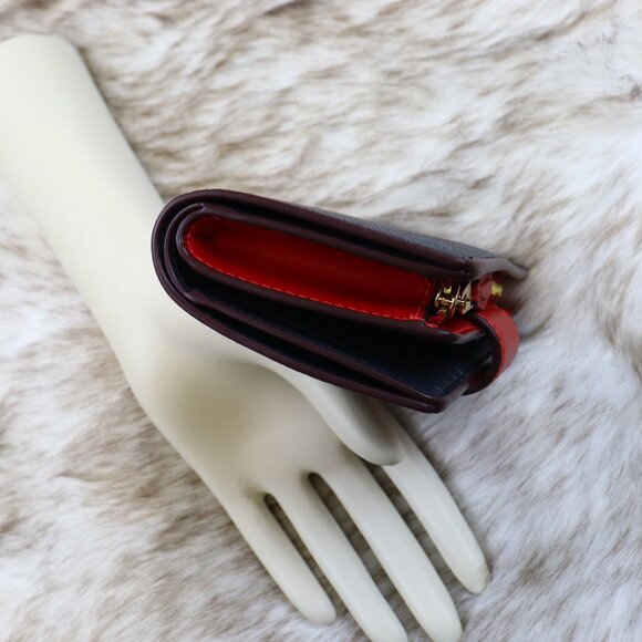 NWT  Medium Corner Zip Wallet In Signature Canvas CW786 - Picture 5 of 11